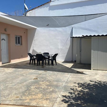 Olive Hill Apartment Karpofora Bagian luar foto