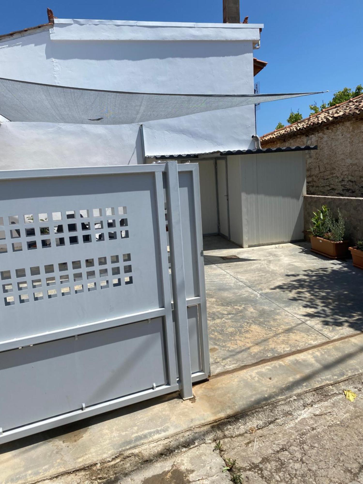 Olive Hill Apartment Karpofora Bagian luar foto